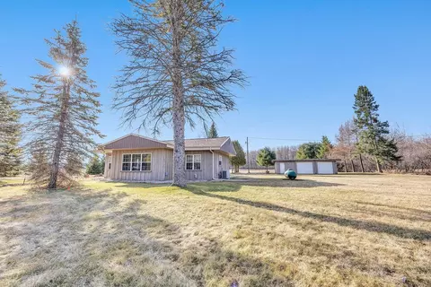 8647 State Hwy 22, Oconto Falls, WI 54154