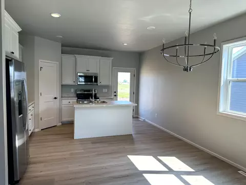 W6542 E Steamboat Lane, Appleton, WI 54915 photo 6