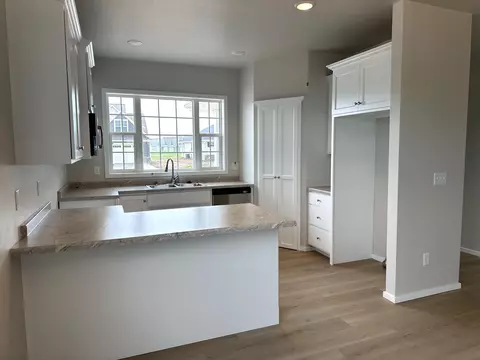 W6538 E Steamboat Lane, Appleton, WI 54915 photo 3