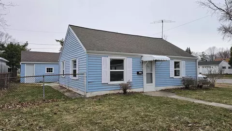 1006 Gross Ave, Green Bay, WI 54303