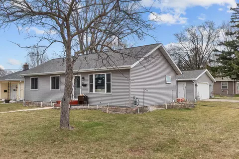 807 E Harding Dr, Appleton, WI 54915