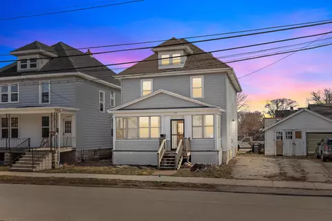 310 Broad St, Oshkosh, WI 54901