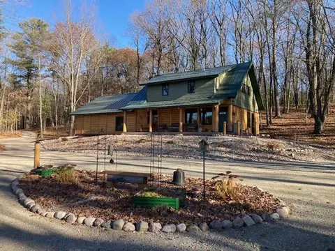 n1939 Eldon Lane, Waupaca, WI 54981