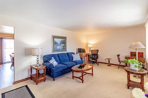 Living - 3019 N Abendroth St, Appleton, WI 54914 photo 1 of 6