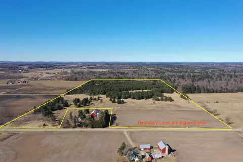 County Rd H, Fremont, WI 54940