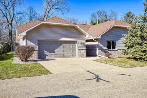 919 Brighton Dr, Menasha, WI 54952