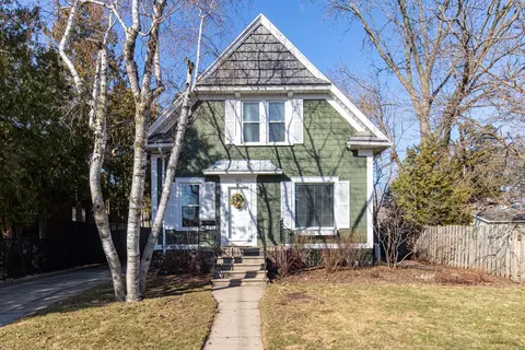 813 Evans St, Oshkosh, WI 54901