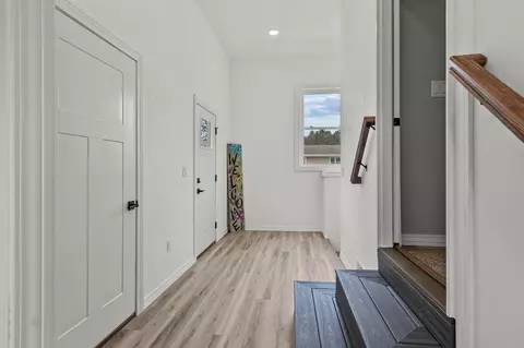 Entry Way - 633 W Cedar St, Hilbert, WI 54129 photo 6 of 7