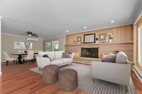 Living - 1100 E Melrose Ave, Appleton, WI 54911 photo 3 of 3