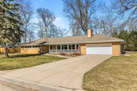 1100 E Melrose Ave, Appleton, WI 54911
