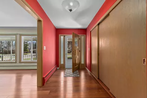 Entry Way - 1100 E Melrose Ave, Appleton, WI 54911 photo 1 of 1