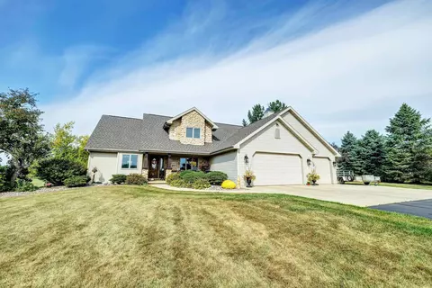 n6935 Allie Jo Court, Seymour, WI 54165