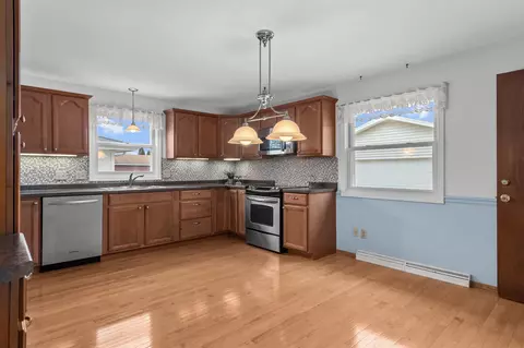 2600 S Eric Dr, Appleton, WI 54915 photo 4