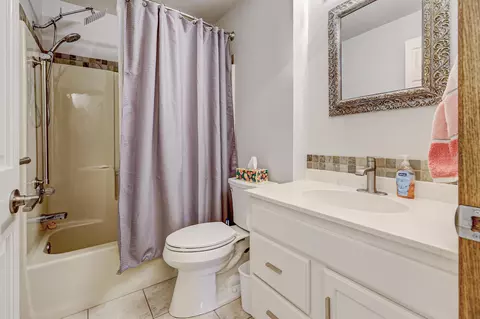 Bath - 2680 N Millbrook Rd, Appleton, WI 54914 photo 2 of 2