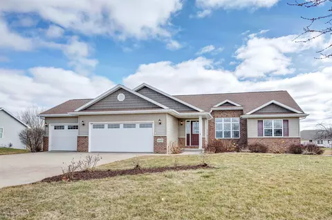 3645 S Ridge Rd, De Pere, WI 54115
