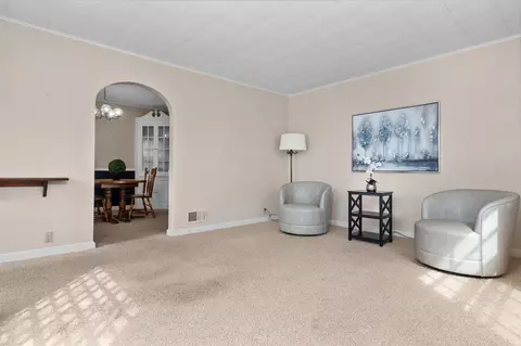 616 N Douglas St, Appleton, WI 54914 photo 2
