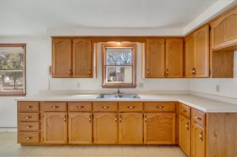 527 E Wilson Ave, Appleton, WI 54915 photo 17