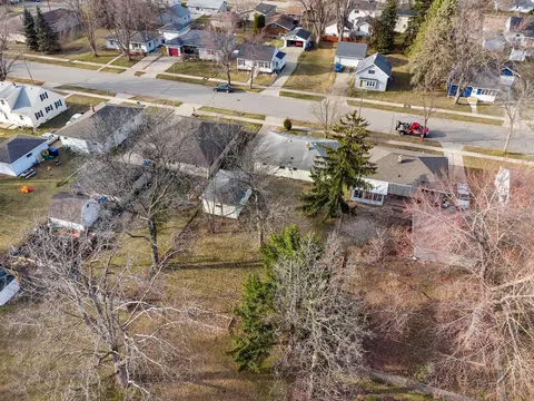 527 E Wilson Ave, Appleton, WI 54915 photo 5