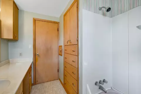 527 E Wilson Ave, Appleton, WI 54915 photo 23