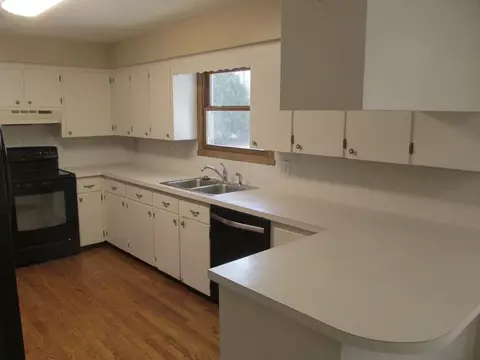 809 S Midpark Dr, Appleton, WI 54915 photo 16