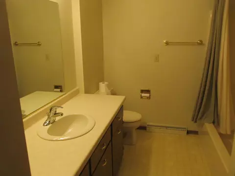 809 S Midpark Dr, Appleton, WI 54915 photo 10