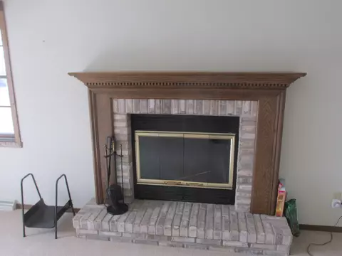 809 S Midpark Dr, Appleton, WI 54915 photo 4