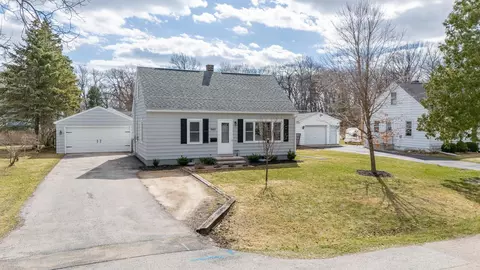 Exterior - 945 Short St, Appleton, WI 54915 photo 5 of 5