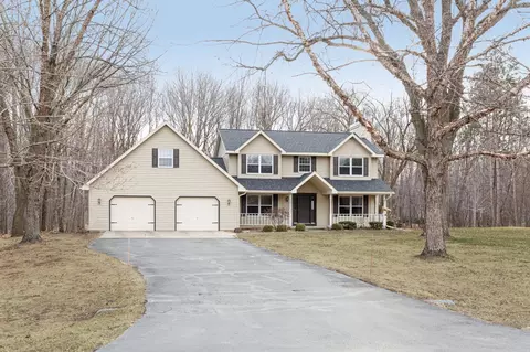 2810 W Kenlar Cir, Green Bay, WI 54313