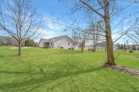 n433 Foxwood Drive, Appleton, WI 54914 photo 34