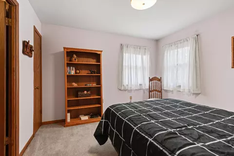 Bedroom - 85 Morningside Ct, Montello, WI 53949 photo 3 of 9