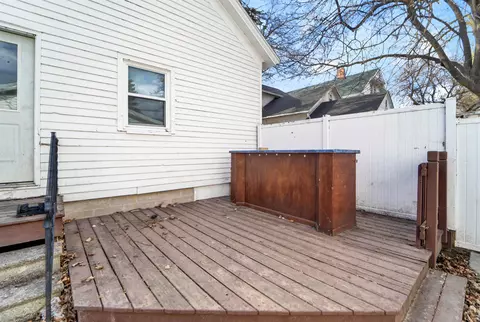 922 Wright St, Oshkosh, WI 54901 photo 27