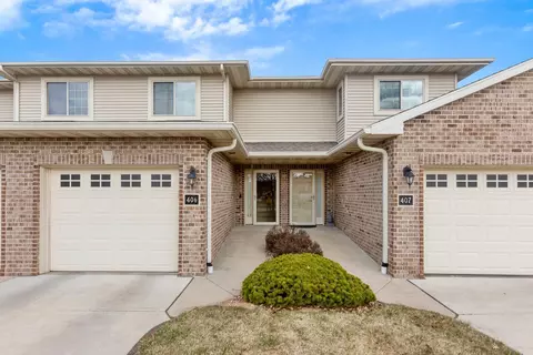 1300 Alpine Dr #406, Green Bay, WI 54311