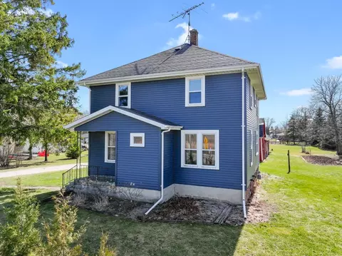 1243 Fond Du Lac Ave, Sheboygan Falls, WI 53085
