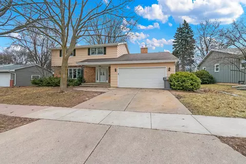 900 S Fidelis St, Appleton, WI 54915