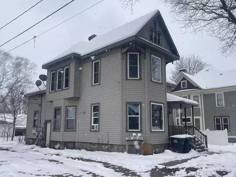 408 W Picnic St, Shawano, WI 54166