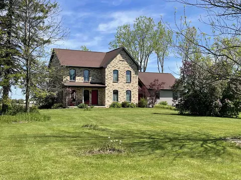 e5678 West Wilson Road, Algoma, WI 54201
