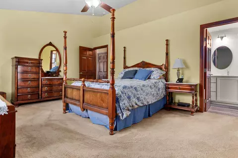 4310 E Braeburn Dr, Appleton, WI 54913 photo 13