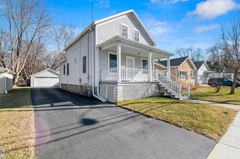 420 Gray St, Green Bay, WI 54303