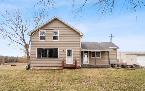 7527 Cth C, Manitowoc, WI 54220