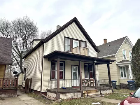 912 St James Ct, Sheboygan, WI 53081