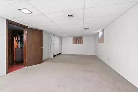 747 Park St, Wrightstown, WI 54180 photo 24