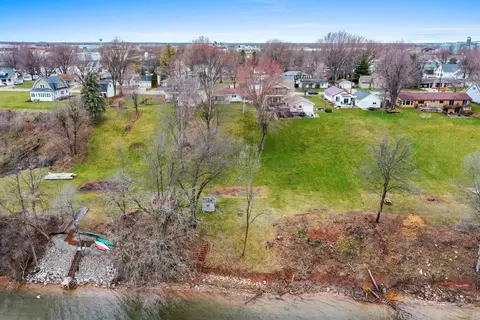 747 Park St, Wrightstown, WI 54180 photo 52
