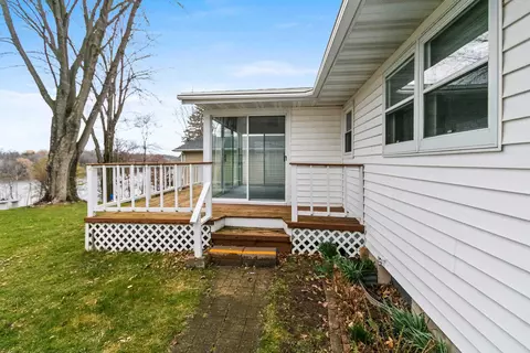 747 Park St, Wrightstown, WI 54180 photo 32