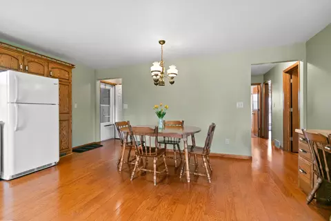 747 Park St, Wrightstown, WI 54180 photo 11
