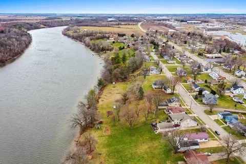 747 Park St, Wrightstown, WI 54180 photo 47