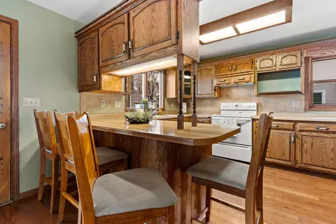 747 Park St, Wrightstown, WI 54180 photo 7