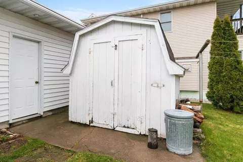 747 Park St, Wrightstown, WI 54180 photo 33