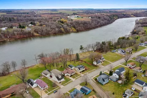 747 Park St, Wrightstown, WI 54180 photo 45