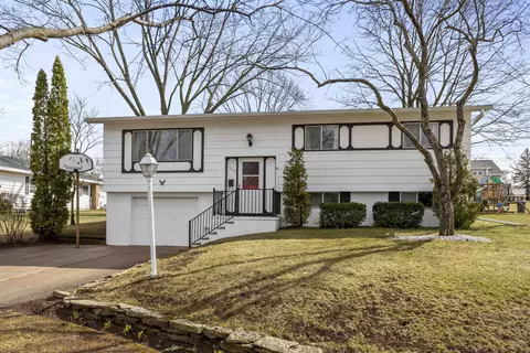 1610 Wyman St, New London, WI 54961