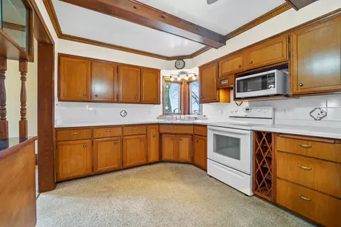 Kitchen - n6466 Hickory Road, Saint Cloud, WI 53079 photo 2 of 4